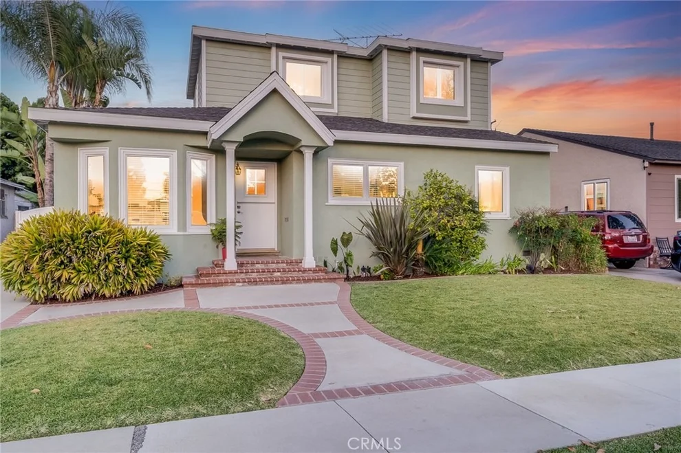 Unit for sale at 3556 Roxanne, Long Beach, CA 90808