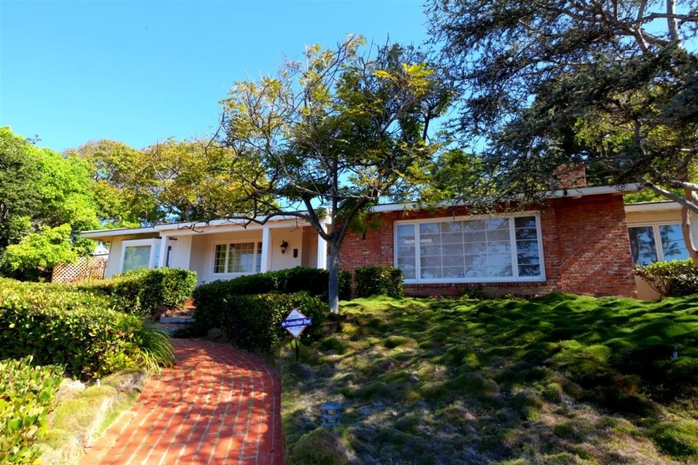 Unit for sale at 8501 Avenida de las Ondas, La Jolla, CA 92037