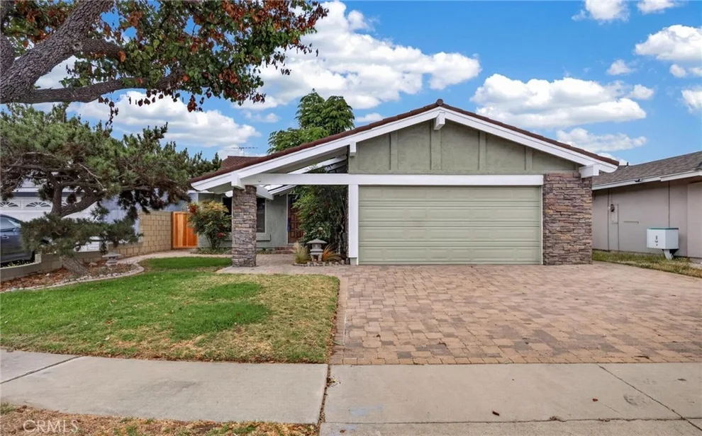 Unit for sale at 23410 Sidlee Place, Harbor City, CA 90710