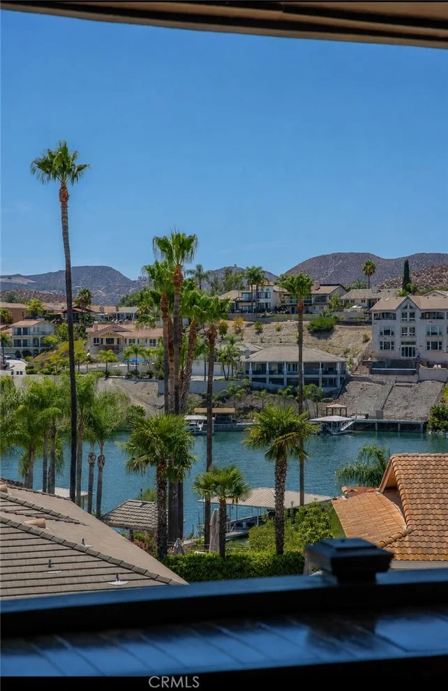 Unit for sale at 22620 Blue Teal, Canyon Lake, CA 92587