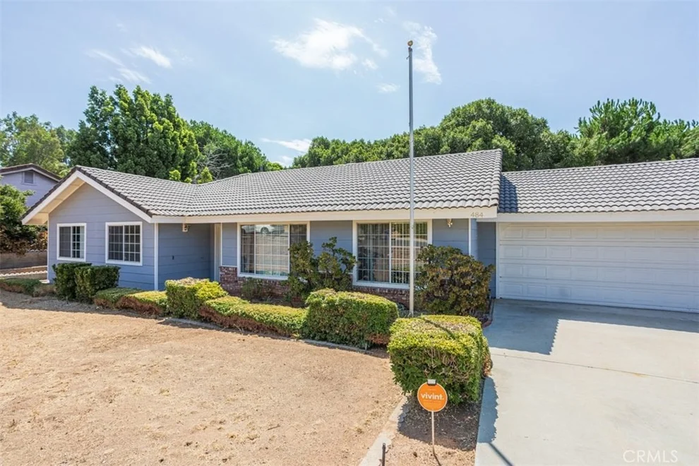 Unit for sale at 484 Merida Drive, Fallbrook, CA 92028