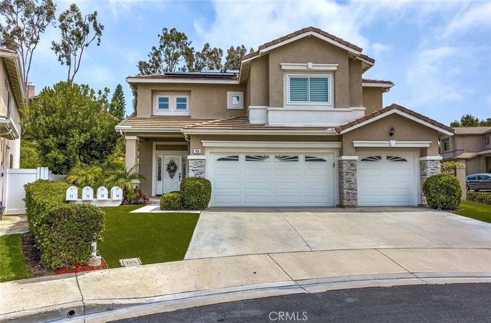 Unit for sale at 15 Avance Lane, Lake Forest, CA 92610