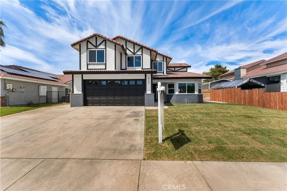 Unit for sale at 823 E Avenue J9, Lancaster, CA 93535