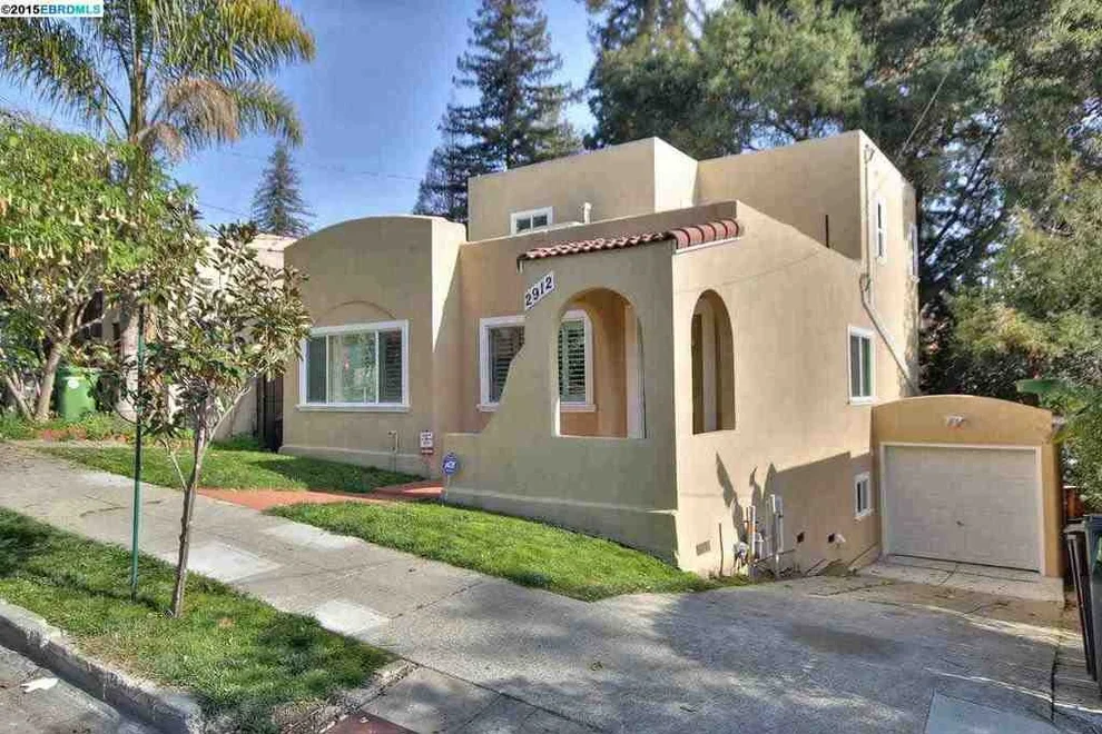 Unit for sale at 2912 Kingsland, Oakland, CA 94619