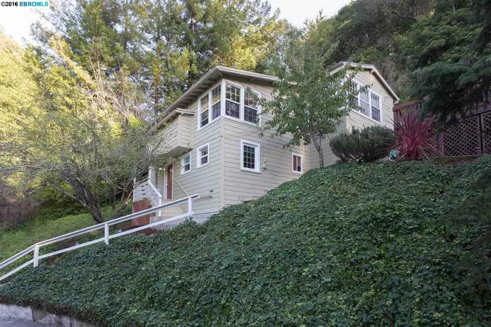 Unit for sale at 1819 Gouldin Rd, Oakland, CA 94611