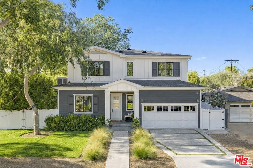 Unit for sale at 11813 Woodbine Avenue, Los Angeles, CA 90066