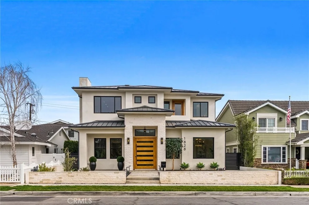 Unit for sale at 1828 Pine Street, Huntington Beach, CA 92648