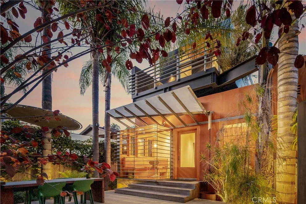 Unit for sale at 542 Altair Place, Venice, CA 90291