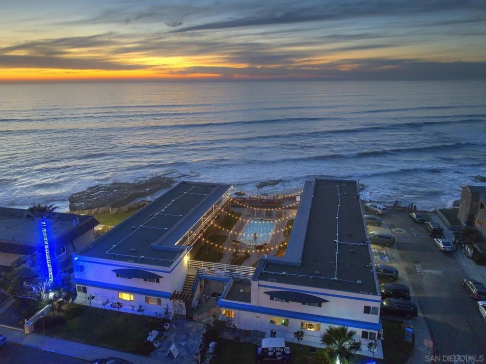 Unit for sale at 1370 Sunset Cliffs Blvd, San Diego, CA 92107