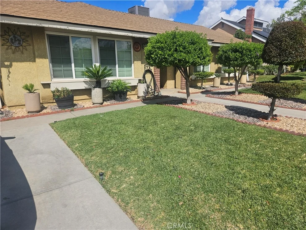Unit for sale at 542 S Lilac, Rialto, CA 92376