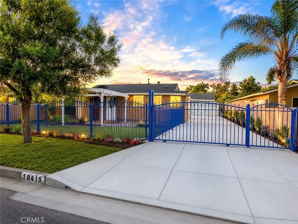 Unit for sale at 16845 E Newburgh, Azusa, CA 91702
