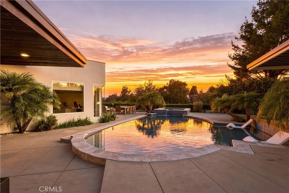Unit for sale at 3355 Wrightview Place, Studio City, CA 91604