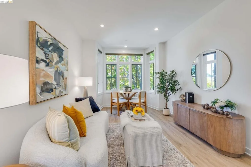 Unit for sale at 2628 Telegraph Ave, Berkeley, CA 94704