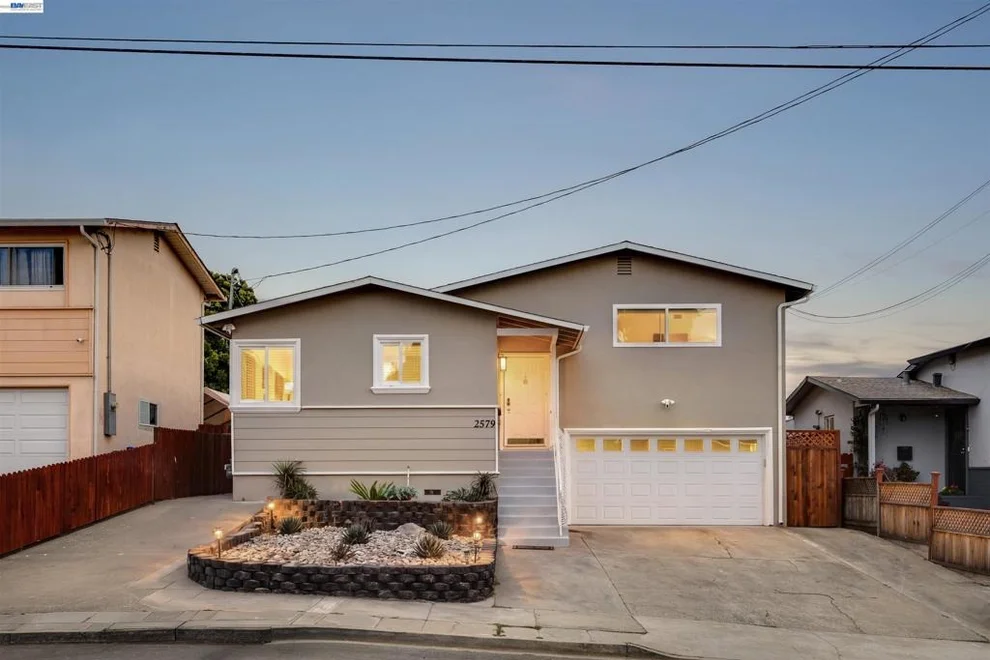 Unit for sale at 2579 Jacobs St, Hayward, CA 94541