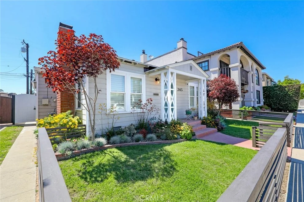 Unit for sale at 245 Tivoli Drive, Long Beach, CA 90803
