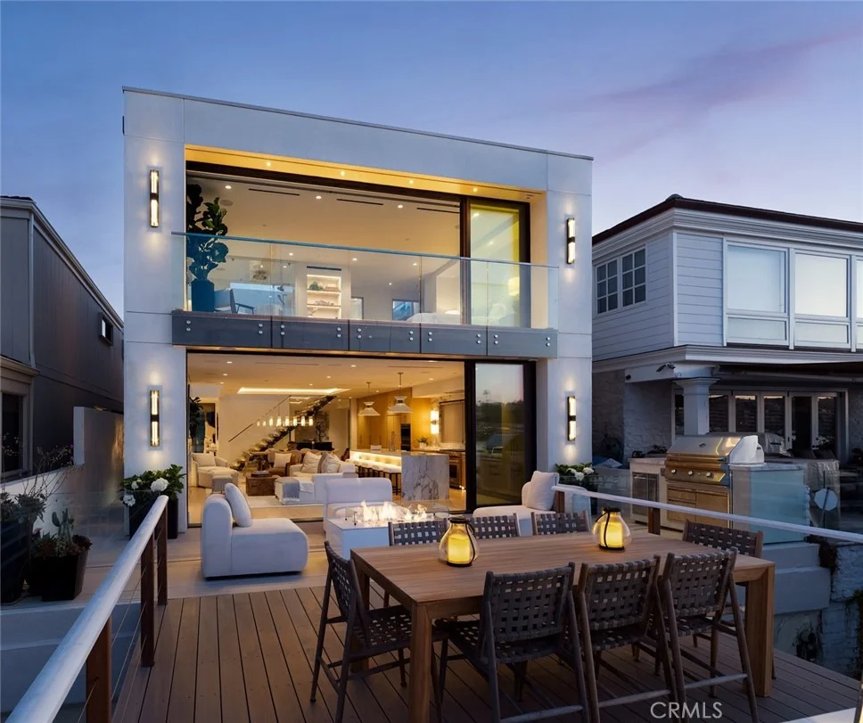 Unit for sale at 642 Via Lido Nord, Newport Beach, CA 92663