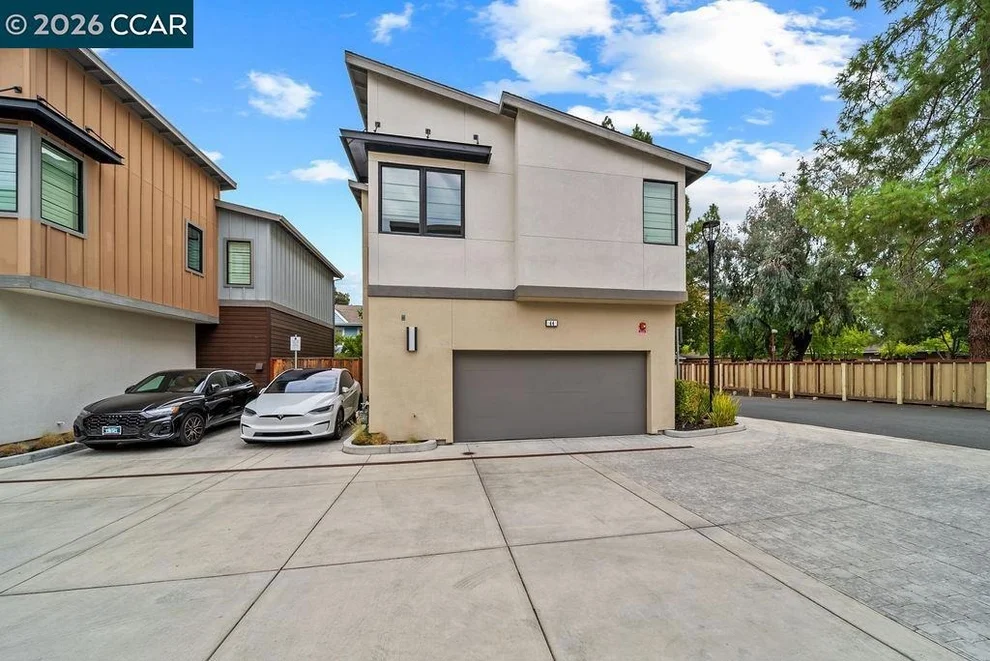 Unit for sale at 44 Analisa Ln, Walnut Creek, CA 94596
