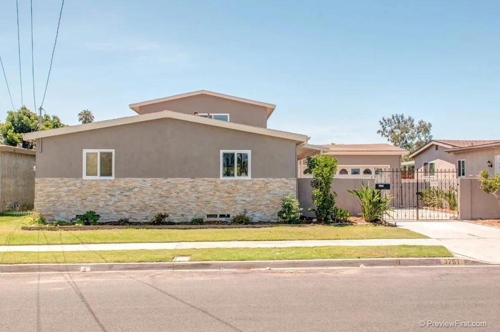 Unit for sale at 3751 Martha Street, San Diego, CA 92117