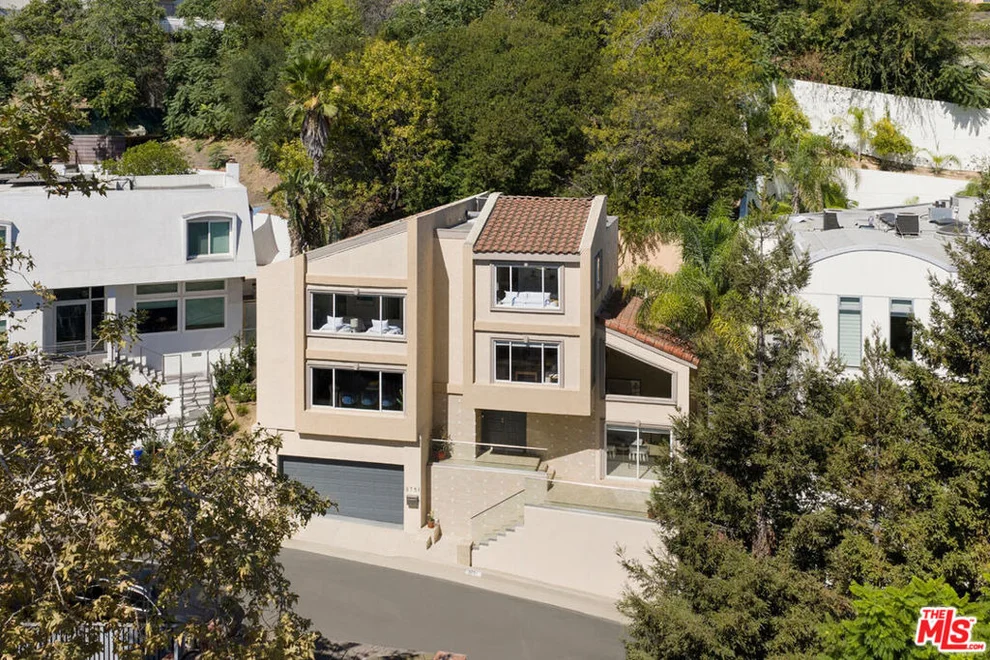 Unit for sale at 3751 Prestwick Drive, Los Angeles, CA 90027