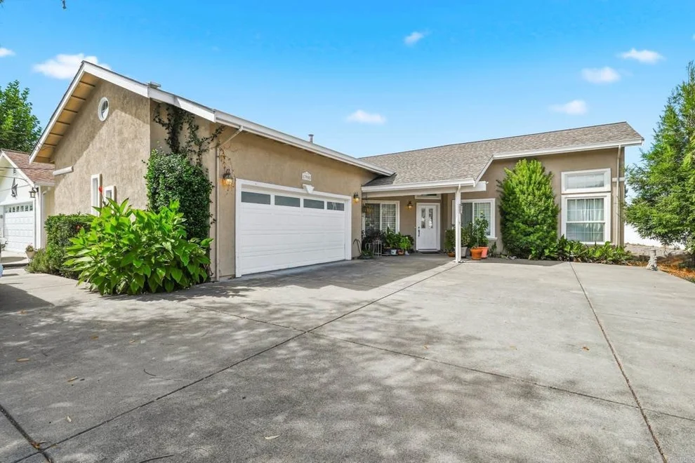 Unit for sale at 17905 Bunker Road, Hidden Valley Lake, CA 95467