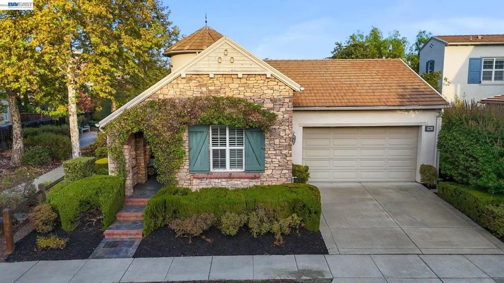 Unit for sale at 3863 Welshland St, Danville, CA 94506