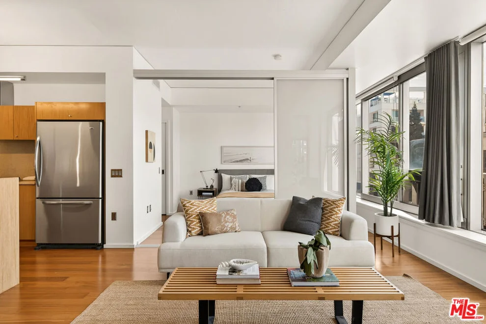 Unit for sale at 1155 S Grand Avenue, Los Angeles, CA 90015