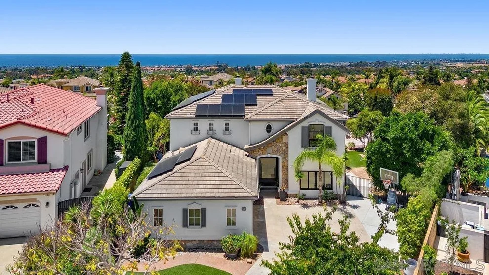 Unit for sale at 6715 Lemon Leaf, Carlsbad, CA 92011