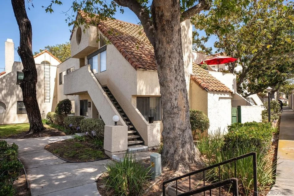 Unit for sale at 363 N Melrose, Vista, CA 92083