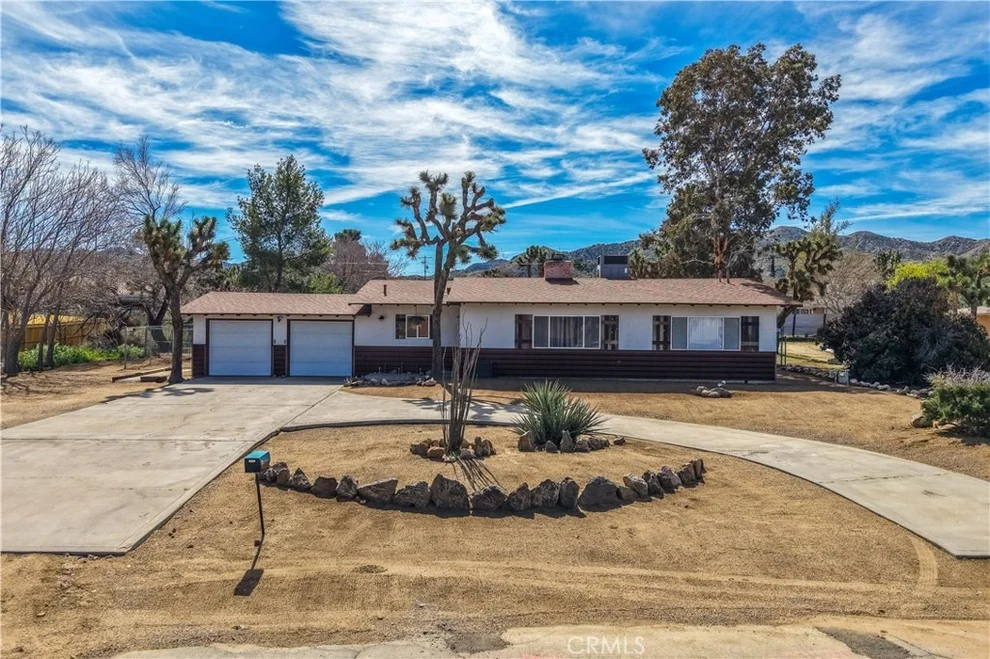 Unit for sale at 56857 Anaconda Drive, Yucca Valley, CA 92284