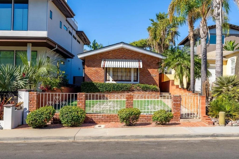 Unit for sale at 882 Archer St., San Diego, CA 92109