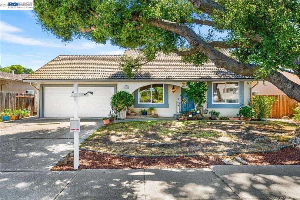 Unit for sale at 675 Alameda Dr, Livermore, CA 94551