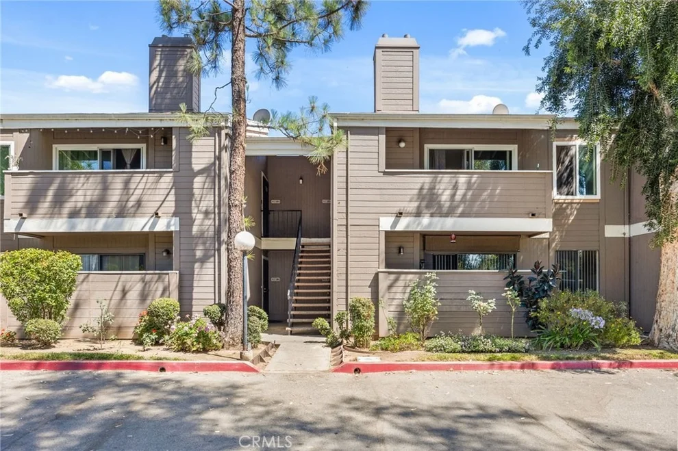 Unit for sale at 12567 Bradley, Sylmar, CA 91342