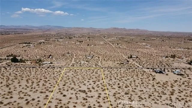 Unit for sale at 1153 Belfield Boulevard, Landers, CA 92285