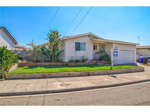 Unit for sale at 3945 Armstrong Street, San Diego, CA 92111