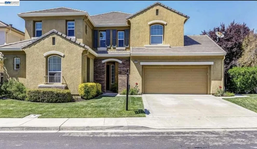 Unit for sale at 6139 Ledgewood Ter, Dublin, CA 94568
