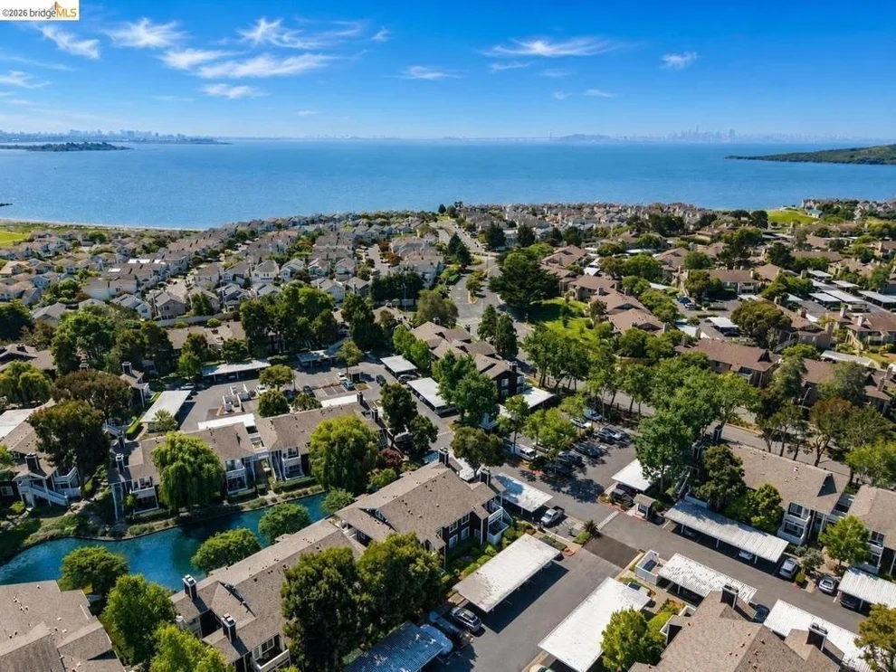 Unit for sale at 154 Marina Lakes DR, Richmond, CA 94804