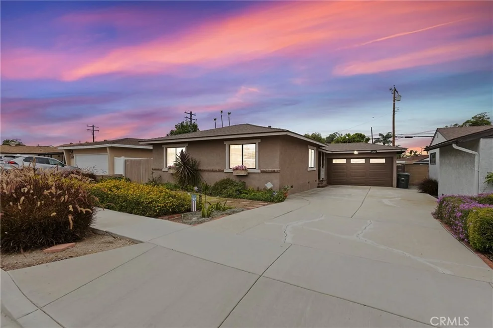 Unit for sale at 11927 Los Coyotes, La Mirada, CA 90638