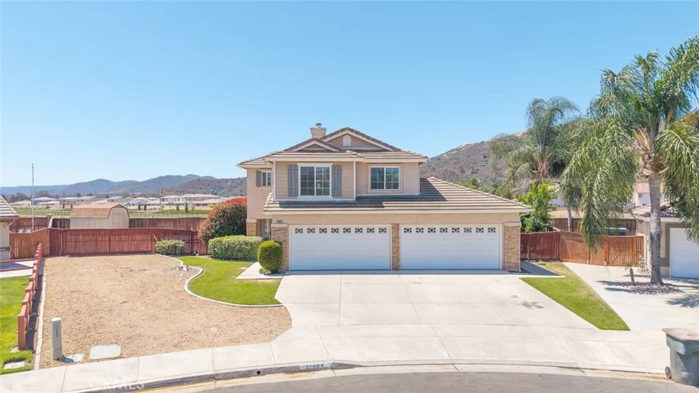 Unit for sale at 21965 Carnation Lane, Wildomar, CA 92595