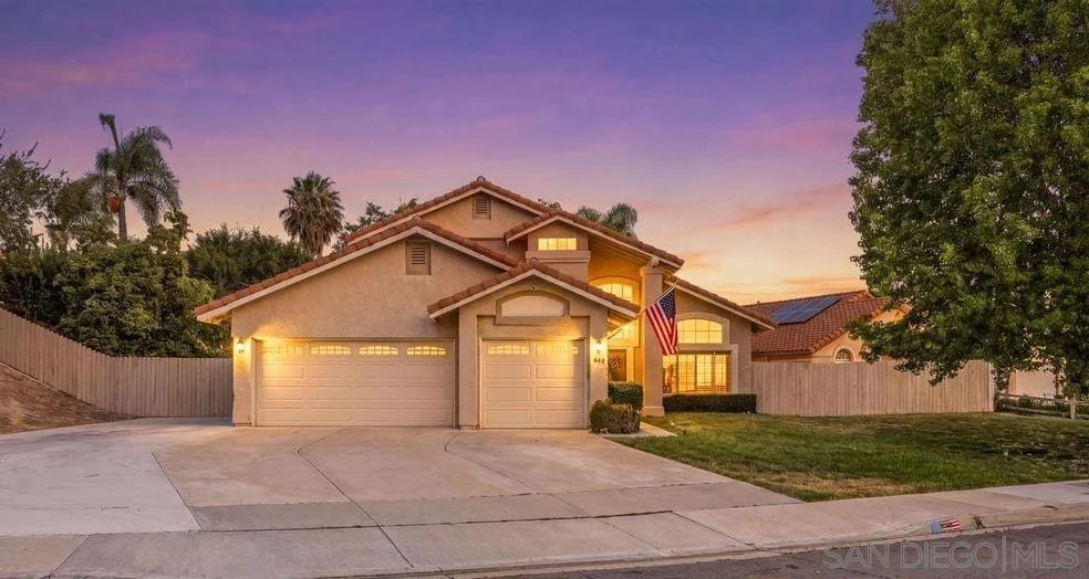 Unit for sale at 844 Rio Claro, Oceanside, CA 92057