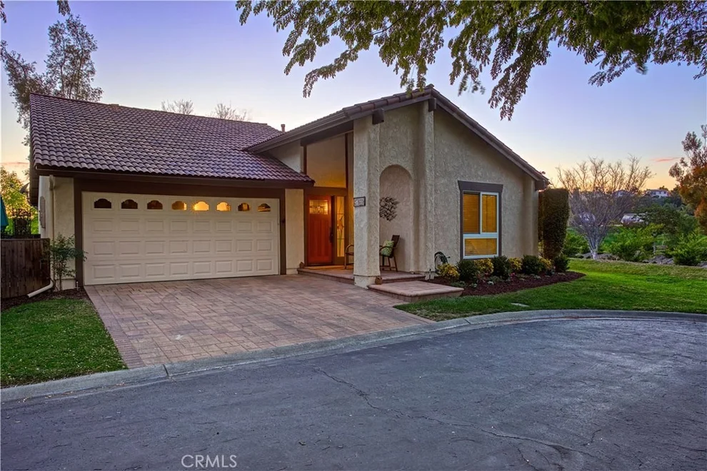 Unit for sale at 27635 Via Granados, Mission Viejo, CA 92692