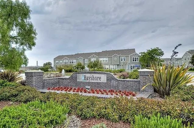 Unit for sale at 4756 Beachwood Ct, Carlsbad, CA 92008