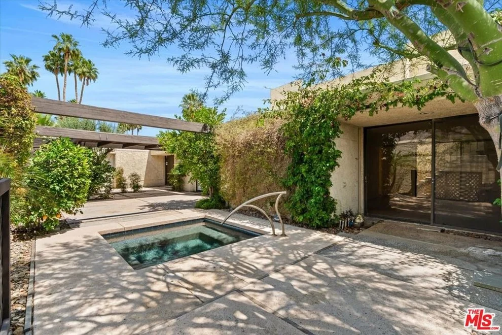 Unit for sale at 426 N Hermosa Drive, Palm Springs, CA 92262