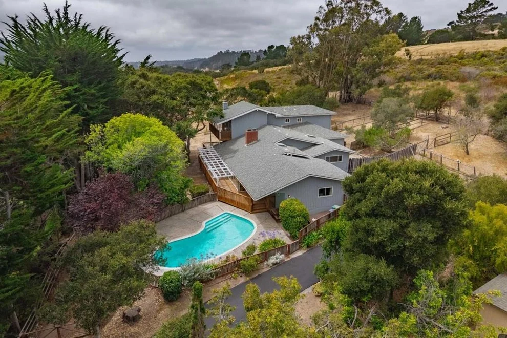 Unit for sale at 6965 Carmel Valley Road, Carmel, CA 93923