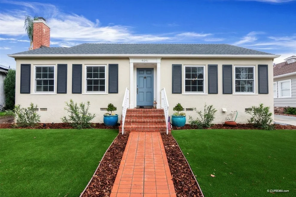 Unit for sale at 4641 48th St, San Diego, CA 92115