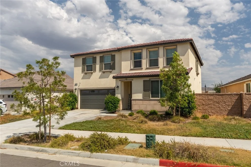 Unit for sale at 575 Feeder, Hemet, CA 92543