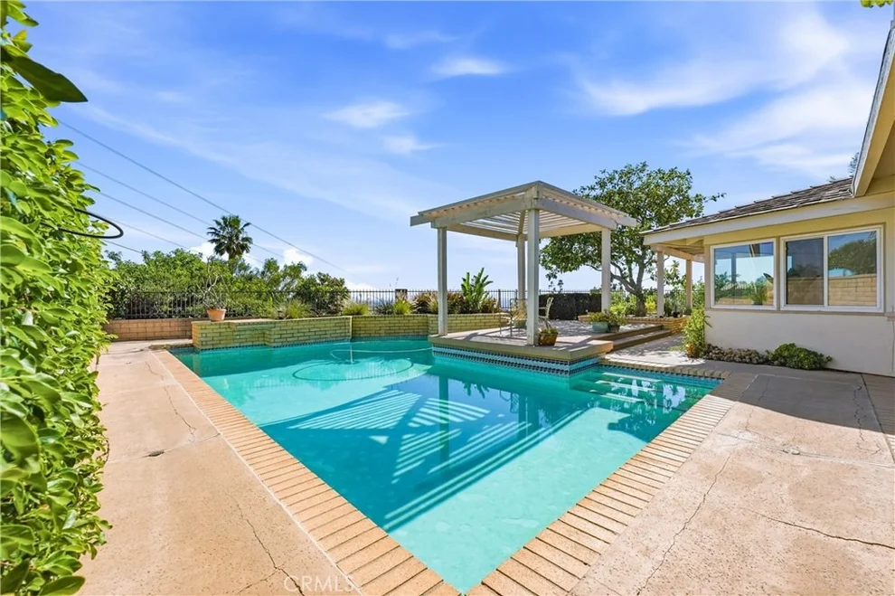 Unit for sale at 2910 E Shady Forest, Orange, CA 92867