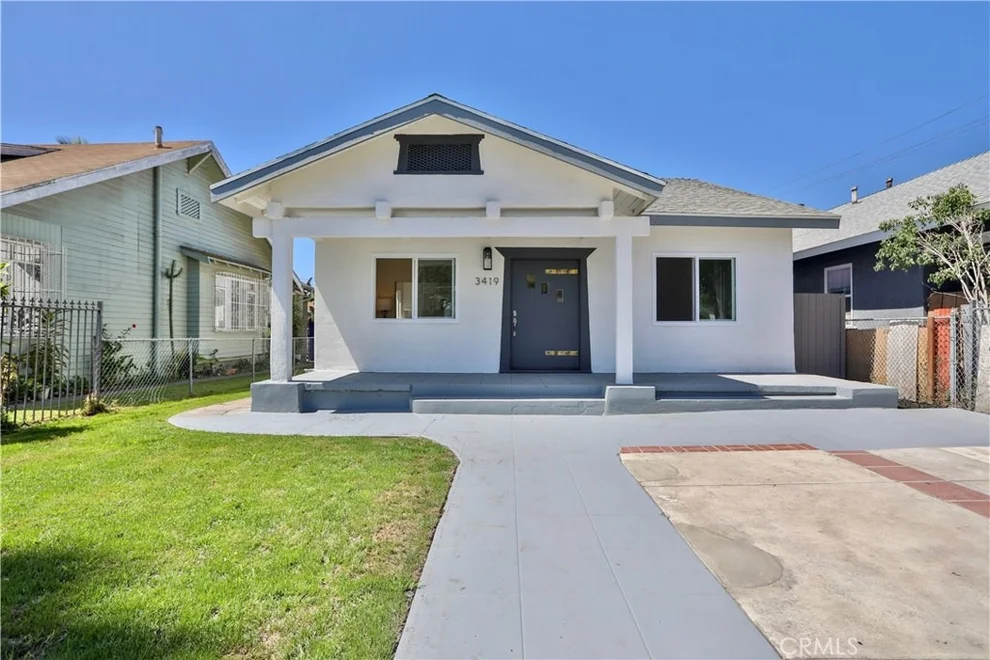 Unit for sale at 3419 9th Avenue, Los Angeles, CA 90018
