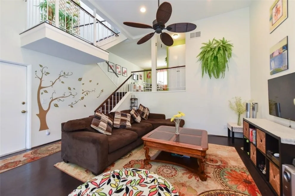Unit for sale at 424 W 1st Street, Tustin, CA 92780