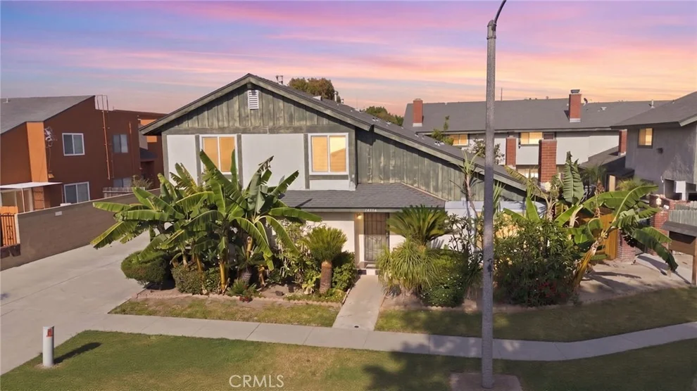 Unit for sale at 13172 Wilson, Garden Grove, CA 92844