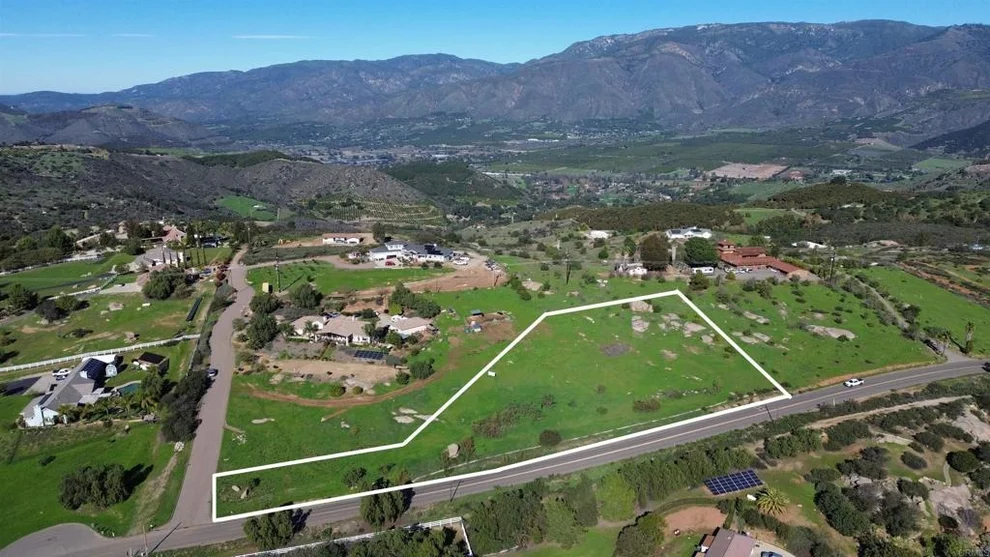 Unit for sale at 30638 Pauma Heights Road, Valley Center, CA 92082